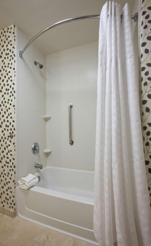 Embassy Suites Buffalo - image 30