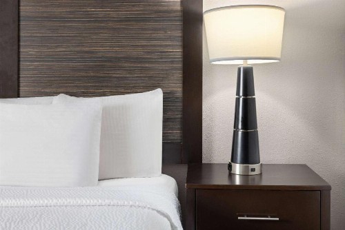 La Quinta Inn by Wyndham Buffalo Airport - image 26