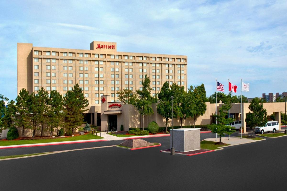 Buffalo Marriott Niagara - main image