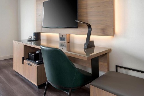Buffalo Marriott Niagara - image 8