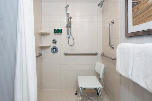 Courtyard by Marriott Buffalo Airport - image 25