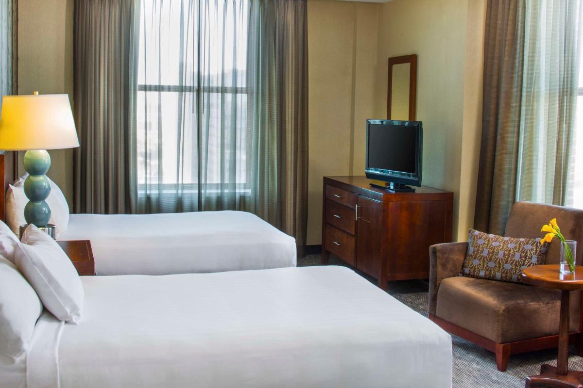 Hyatt Regency Buffalo Hotel and Conference Center - image 4