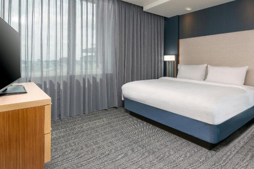 Courtyard by Marriott Buffalo Downtown/Canalside - image 6