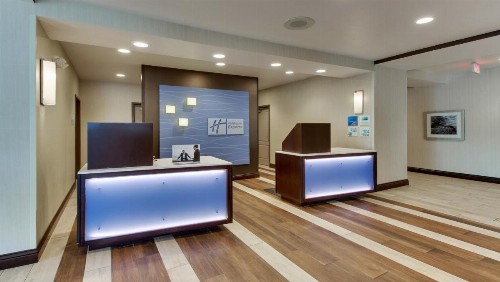 Holiday Inn Express & Suites Cheektowaga North East an IHG Hotel - image 34