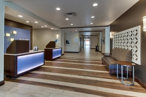 Holiday Inn Express & Suites Cheektowaga North East an IHG Hotel - image 35