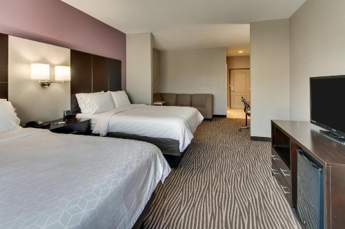 Holiday Inn Express & Suites Cheektowaga North East an IHG Hotel - image 42