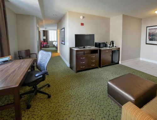 The Hilton Garden Inn Buffalo-Downtown - image 34