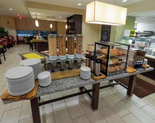 The Hilton Garden Inn Buffalo-Downtown - image 43
