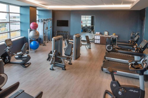 Buffalo Marriott at LECOM HARBORCENTER - image 31