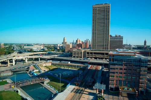 Buffalo Marriott at LECOM HARBORCENTER - image 9