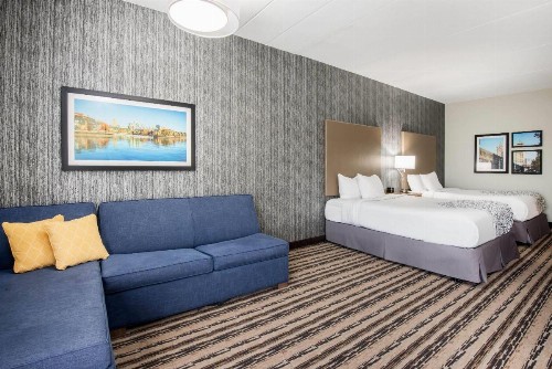 La Quinta by Wyndham Buffalo Amherst - image 42
