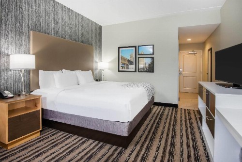 La Quinta by Wyndham Buffalo Amherst - image 44