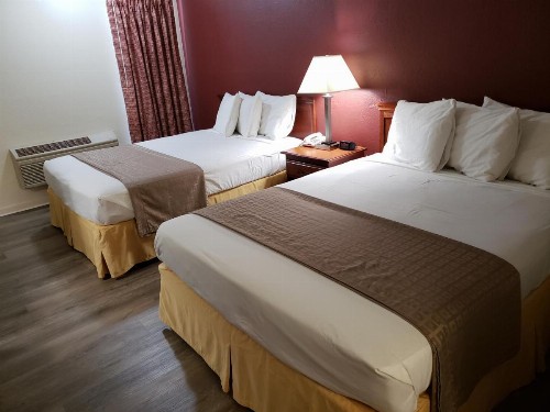 Americas Best Value Inn Buford at Mall of Georgia - image 3