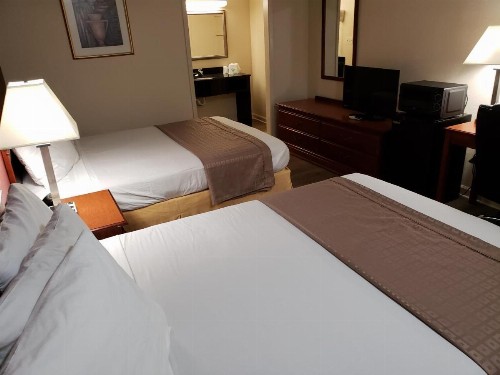 Americas Best Value Inn Buford at Mall of Georgia - image 6