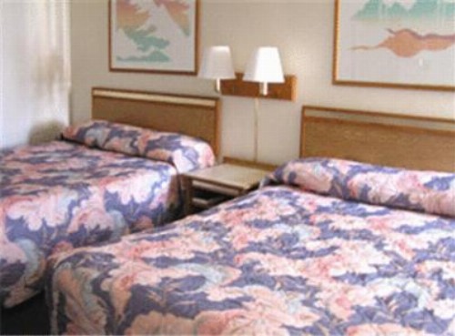 Travelers Inn Bullhead City - image 13