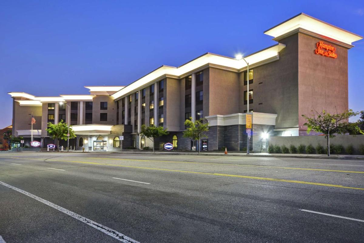 Hampton Inn & Suites Los Angeles Burbank Airport - main image