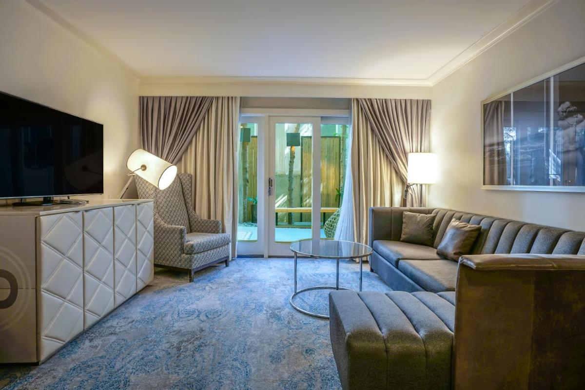 Hotel Amarano Burbank-Hollywood - image 2