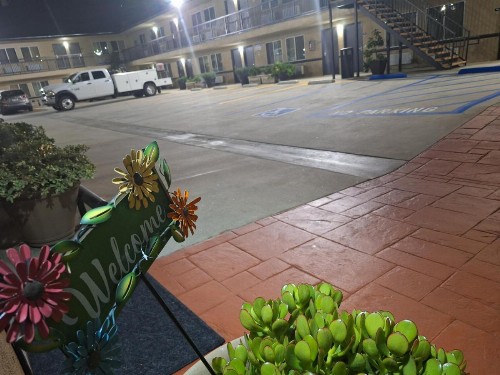 Portofino Inn Burbank - image 23