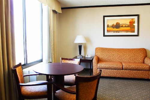 Holiday Inn Burbank-Media Center an IHG Hotel - image 22