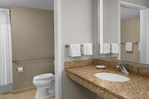 Residence Inn Los Angeles Burbank/Downtown - image 4