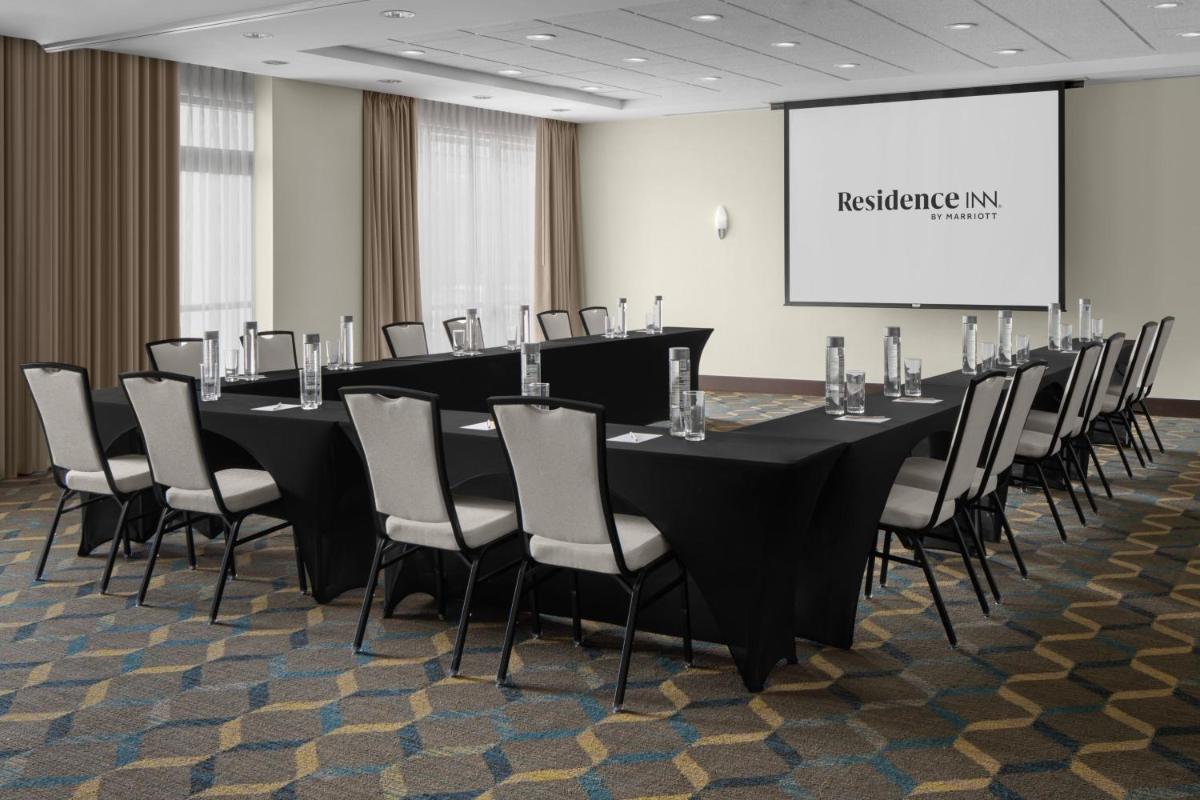 Residence Inn Los Angeles Burbank/Downtown - image 6