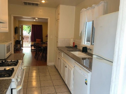 Nice Home in Burbank