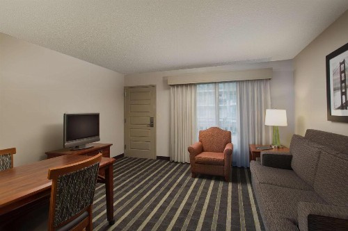 Embassy Suites San Francisco Airport - Waterfront - image 9