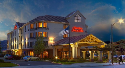 Hampton Inn & Suites San Francisco-Burlingame-Airport South - image 2