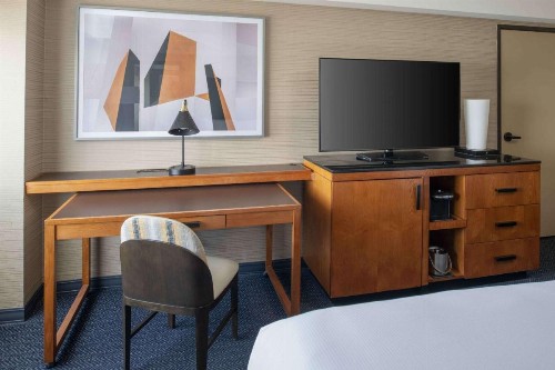 DoubleTree by Hilton San Francisco Airport - image 20