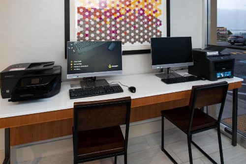 Holiday Inn Express San Francisco Airport South an IHG Hotel - image 17