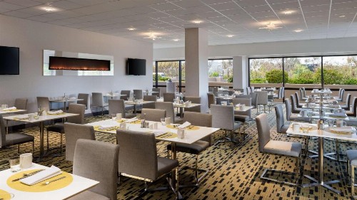 Hilton San Francisco Airport Bayfront - image 17