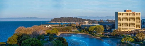 Hilton San Francisco Airport Bayfront - image 2
