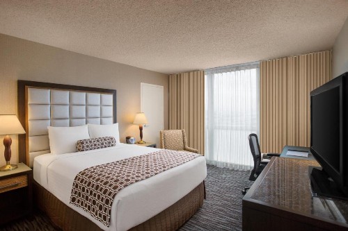 Crowne Plaza San Francisco Airport an IHG Hotel - image 32