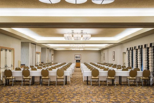 Crowne Plaza San Francisco Airport an IHG Hotel - image 42