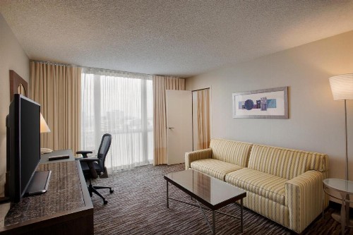Crowne Plaza San Francisco Airport an IHG Hotel - image 5