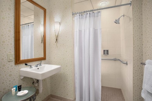 Crowne Plaza San Francisco Airport an IHG Hotel - image 6