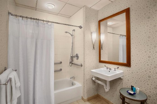 Crowne Plaza San Francisco Airport an IHG Hotel - image 7