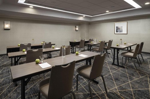 San Francisco Airport Marriott Waterfront - image 20