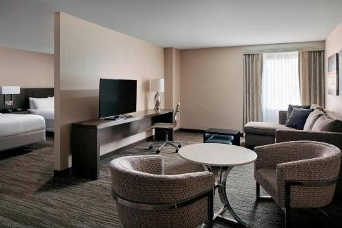 San Francisco Airport Marriott Waterfront - image 24