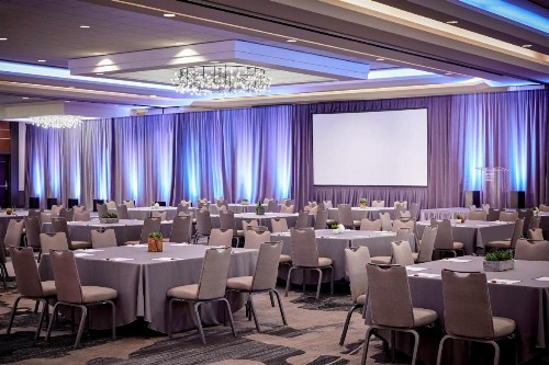 San Francisco Airport Marriott Waterfront - image 9