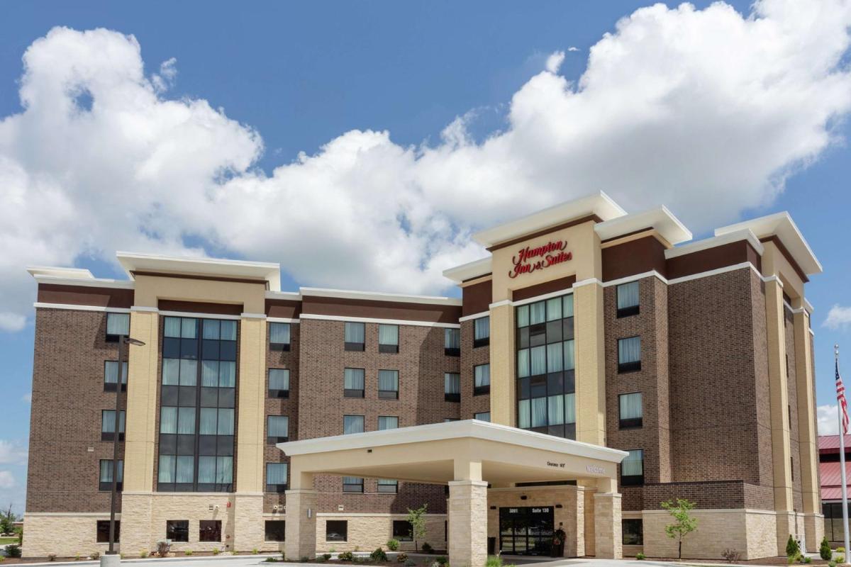 Hampton Inn & Suites Burlington - main image