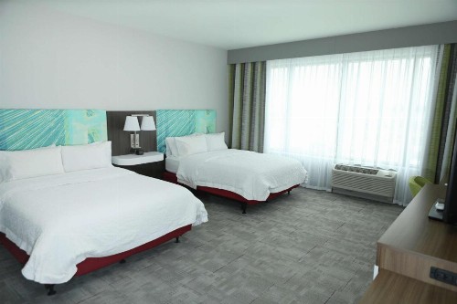 Hampton Inn & Suites Burlington - image 20