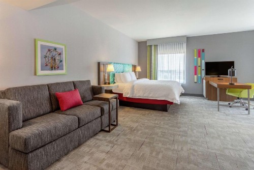 Hampton Inn & Suites Burlington - image 27