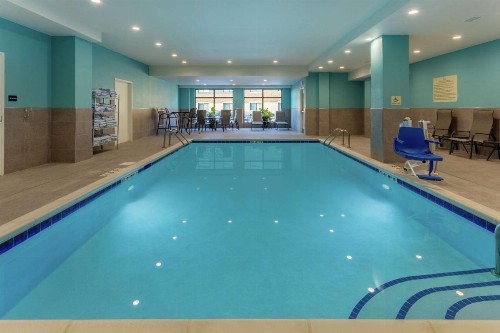 Hampton Inn & Suites Burlington - image 7