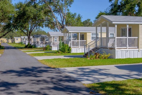 Red Oaks - image 9