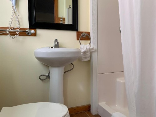Cape Pines Motel Hatteras Island - image 10