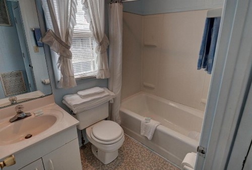 Outer Banks Motel - image 8