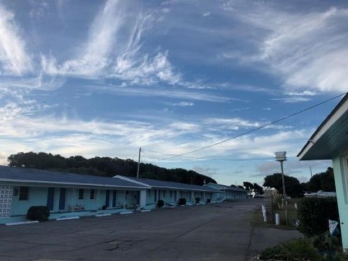 Swell Motel - image 16