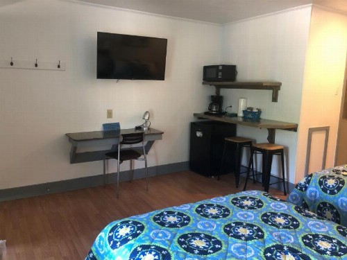Swell Motel - image 26