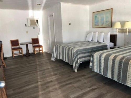 Swell Motel - image 3